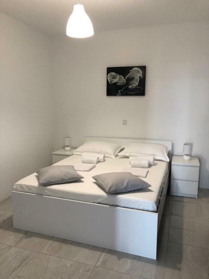 Ferienwohnung Nelany Zubovići Exterior foto