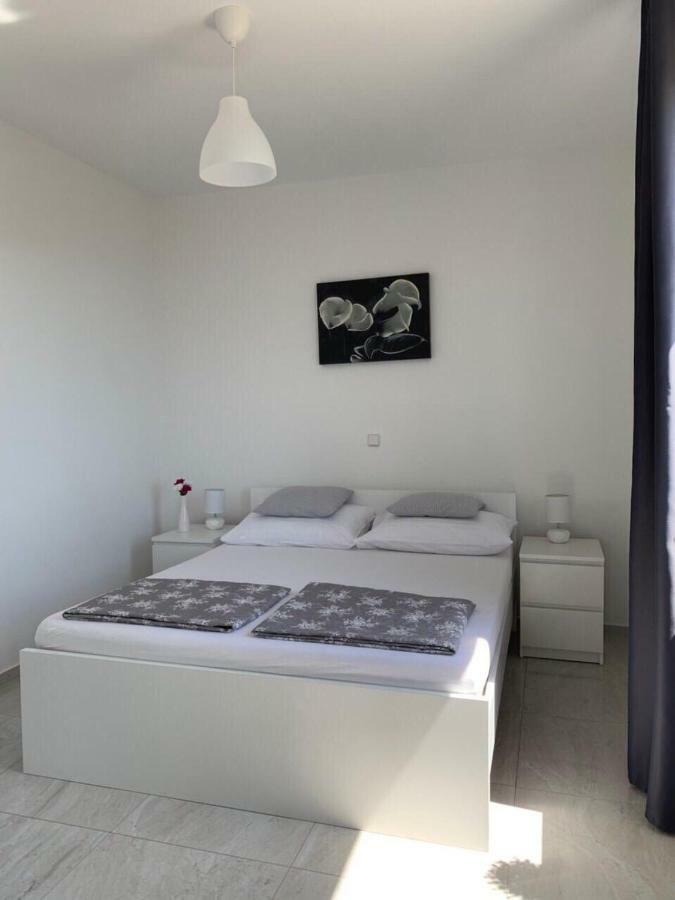 Ferienwohnung Nelany Zubovići Exterior foto